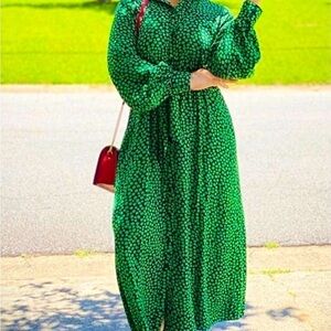 H&M green and black floral print button up dress! New with tags!